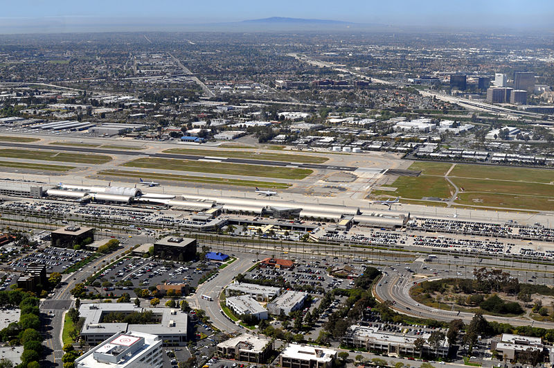 John_Wayne_Airport_01_Photo_D_Ramey_Logan