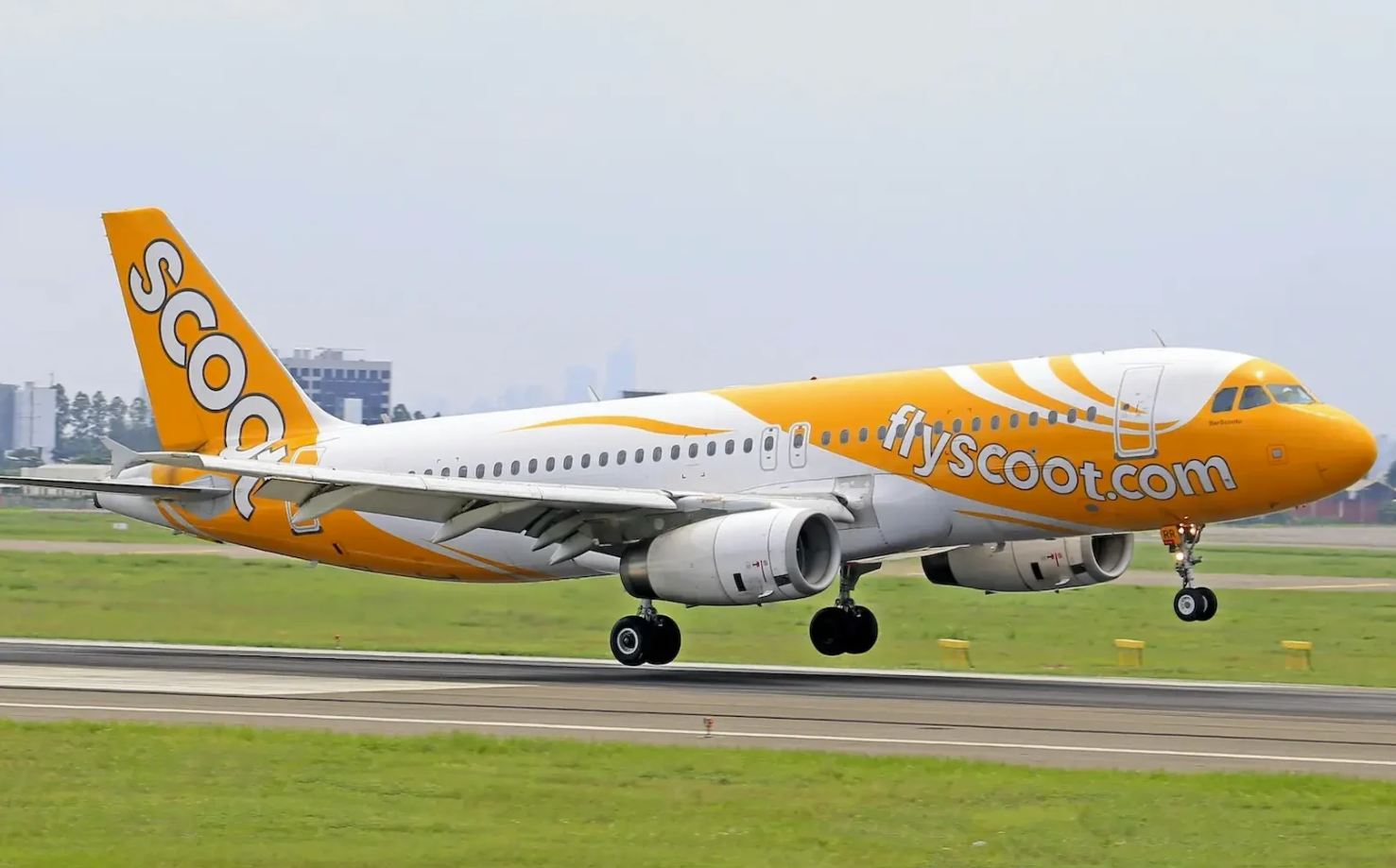 Vé máy bay Long Thành đi Singapore giá rẻ hãng Scoot